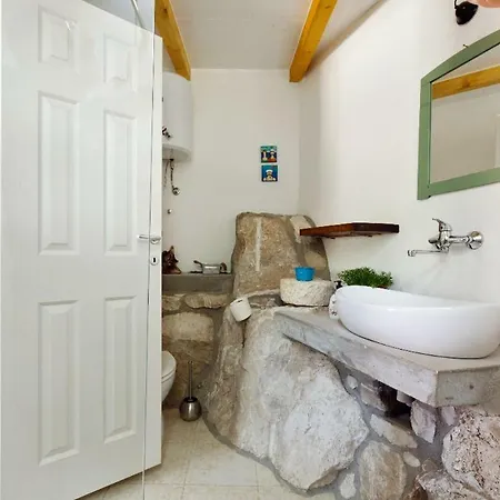 Luka's House - Zf Hvar *