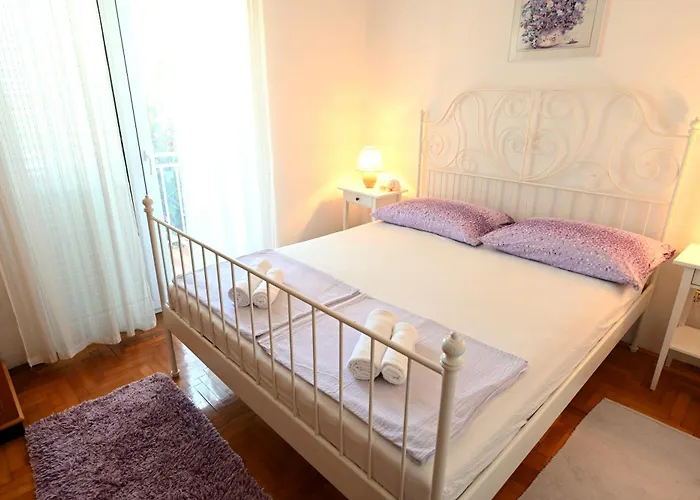 宾馆 Luka's House - Zf Hvar