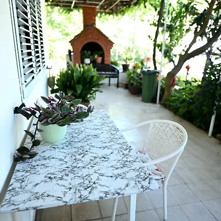 Luka's House - Zf Hvar * Hvar Town