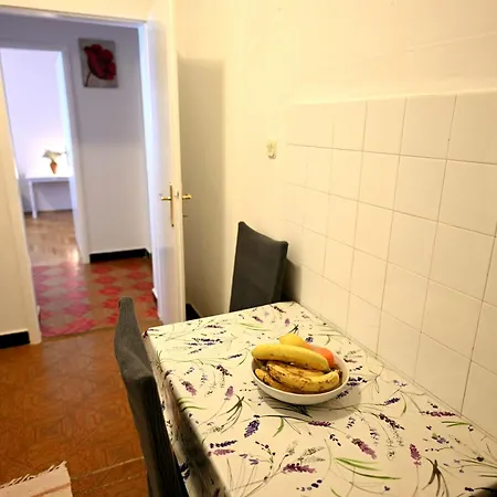 Мініготель Luka's House - Zf Hvar Хвар