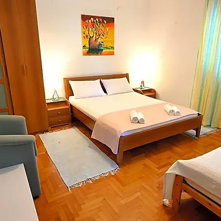 Мініготель Luka's House - Zf Hvar Хвар