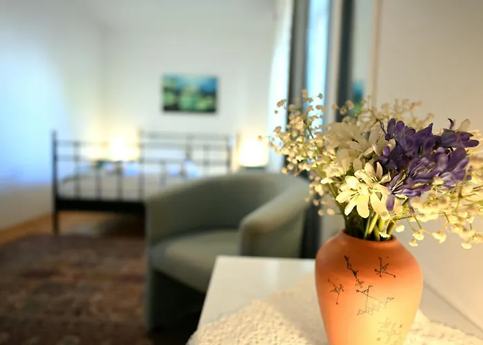 Luka's House - Zf Hvar Inn *